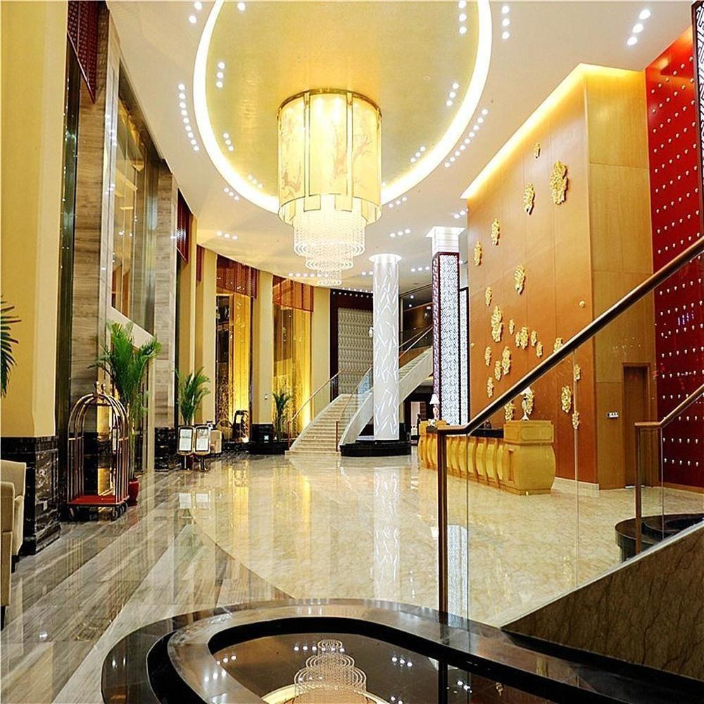 The Grand Plaza Hotel Ji'an  Exterior foto