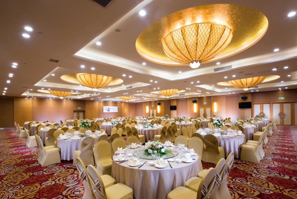 The Grand Plaza Hotel Ji'an  Exterior foto